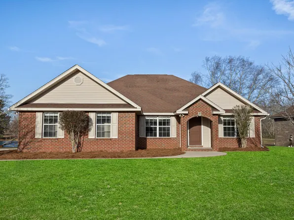77 Lakeland Cir, Petal, MS 39465