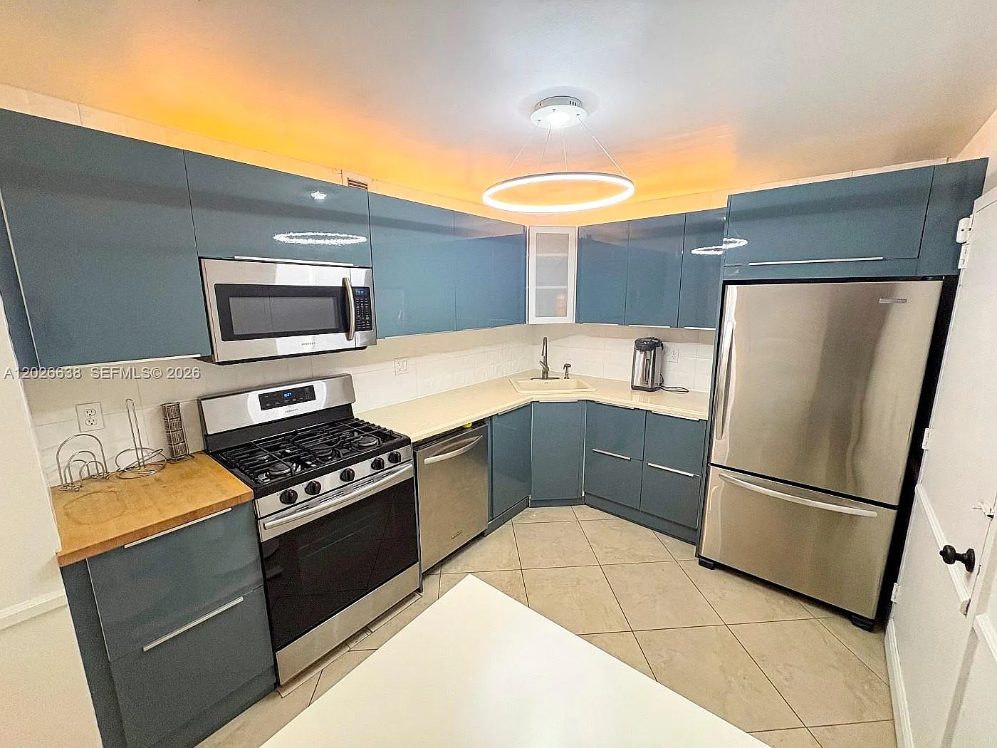 Parker Plaza Condo Estate — Photo 3