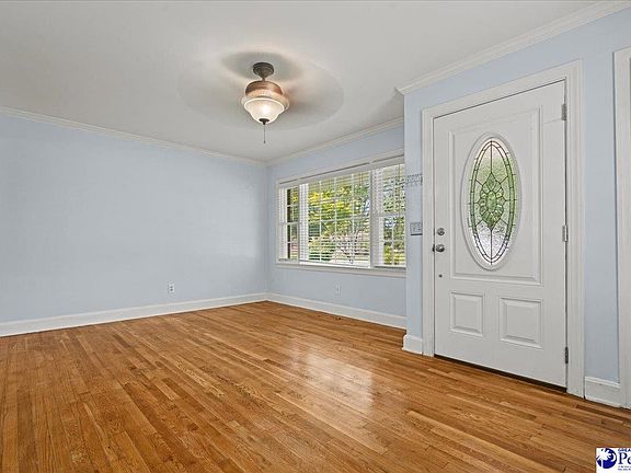 4th image of 603 Yarboro St