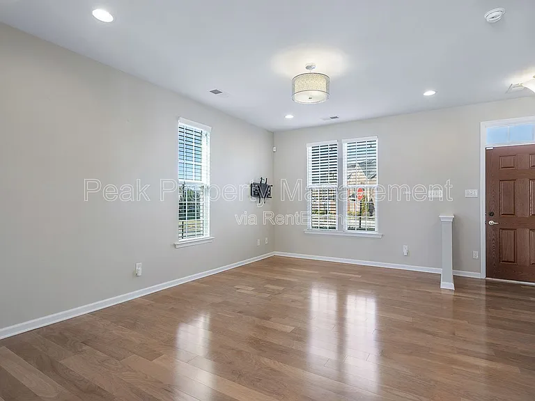 11323 Sadler Walk Ln — Photo 15