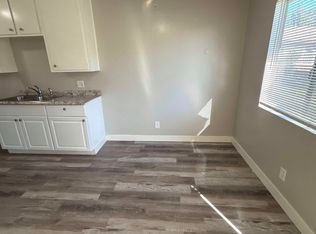 118 Decatur St #H, Bakersfield, CA 93308