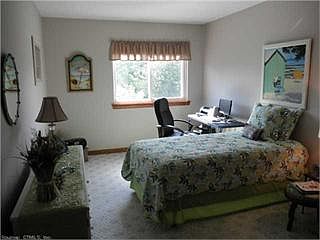 4th image of 117 Peddlars Dr