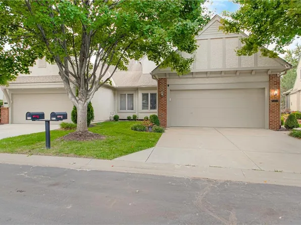 7213 W 144th Pl, Overland Park, KS 66223