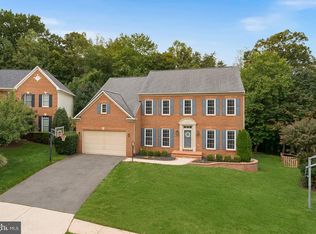 47285 Ox Bow Cir, Sterling, VA 20165