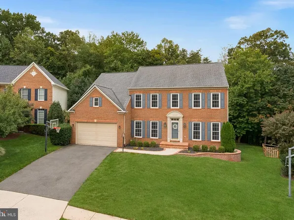 47285 Ox Bow Cir, Sterling, VA 20165