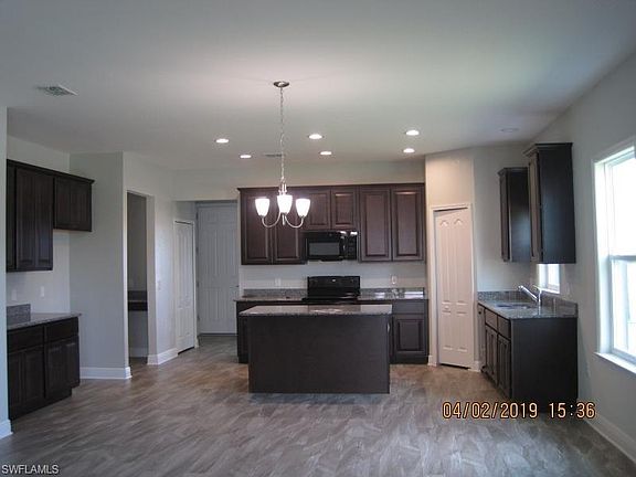 2nd image of 4021 Chiquita Blvd S