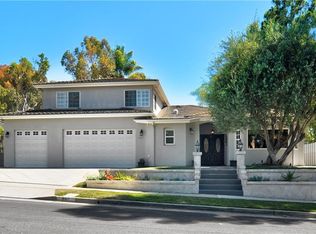 907 Citrus Pl, Newport Beach, CA 92660