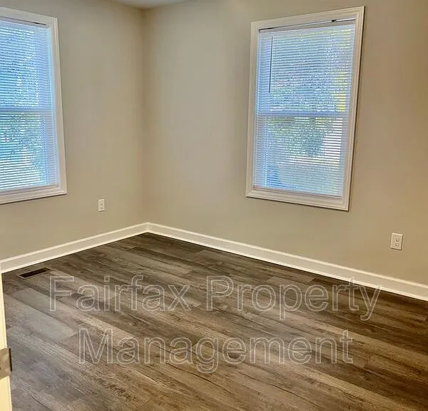 721 Liberty St #C — Photo 11