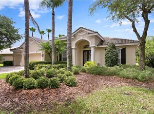 10204 Waterside Oaks Dr, Tampa, FL 33647