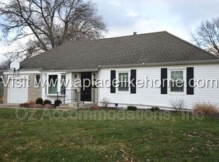 9539 Kessler St, Overland Park, KS 66212