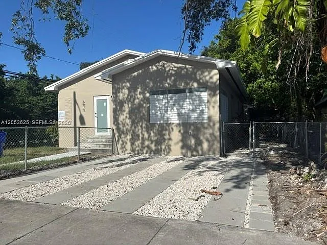 6875 NW 4th Ave #B — Photo 6