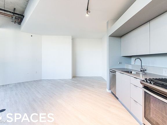 3rd image of 2733 W Belden Ave Unit 0609