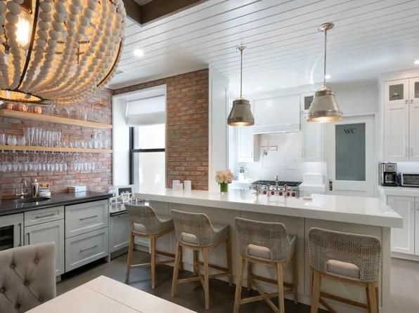 176 W 87th St #4A, New York, NY 10024