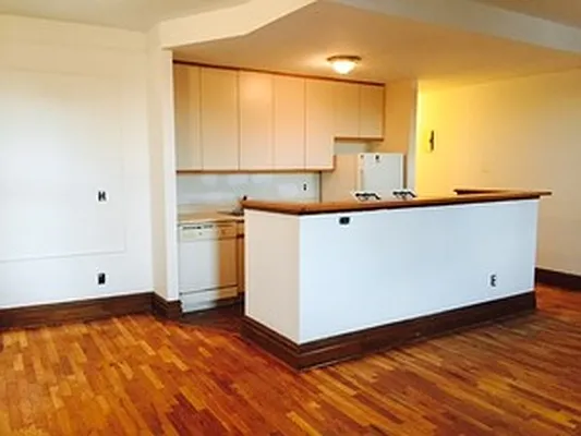 Rented by Imani Q'ryn Realty | media 14