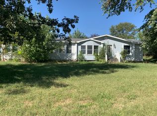 218 C St, Union, NE 68455