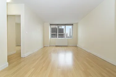 Rented by Avi Nash Associates