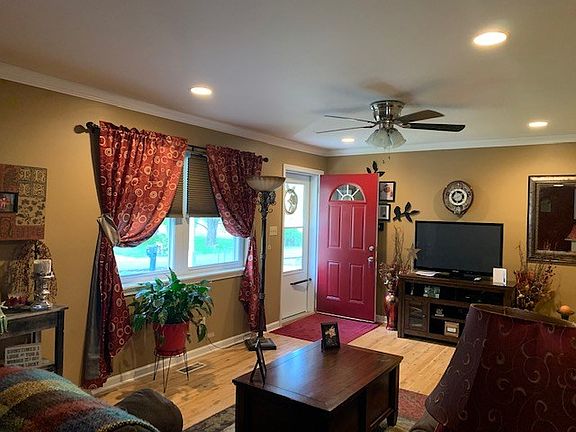 2nd image of 361 Barnett Blvd