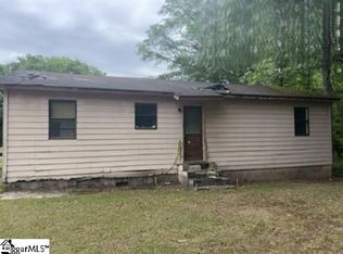 215 Elbert Baskins Rd, Cheraw, SC 29520