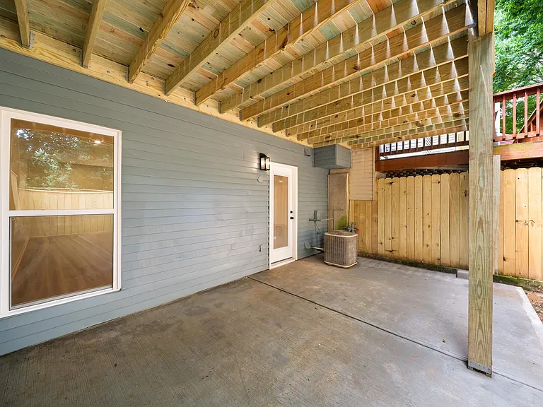 1105 Wedgewood Way — Photo 20