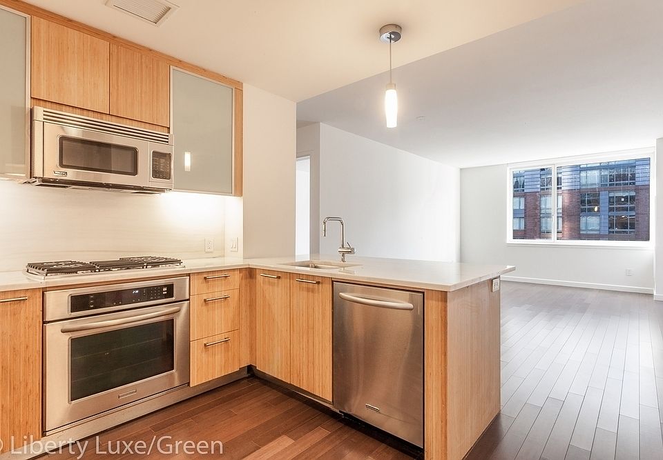 1st image of 200 N End Ave APT 5EF