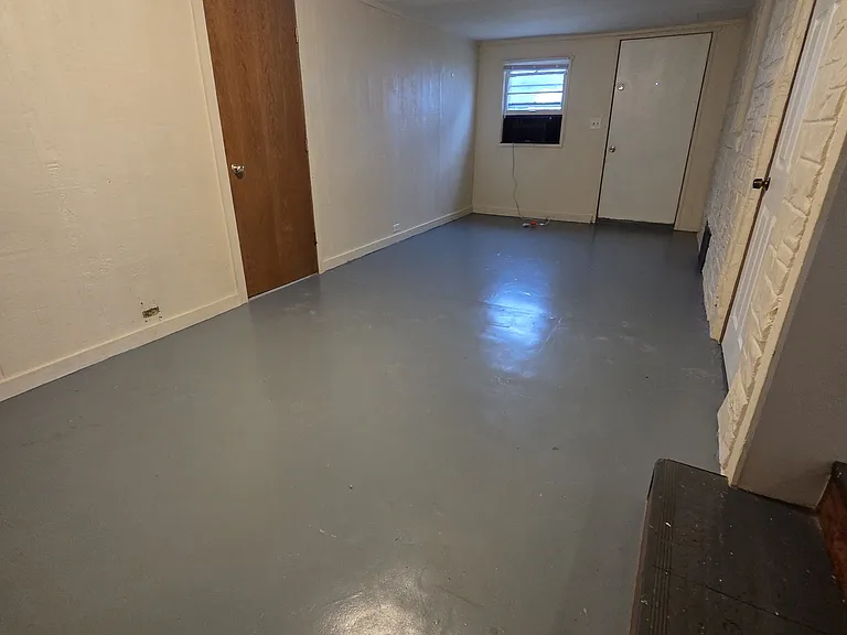 620 N Day Ave #1 — Photo 6