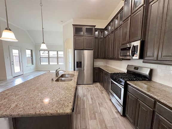 2nd image of 1820 Bertino Way