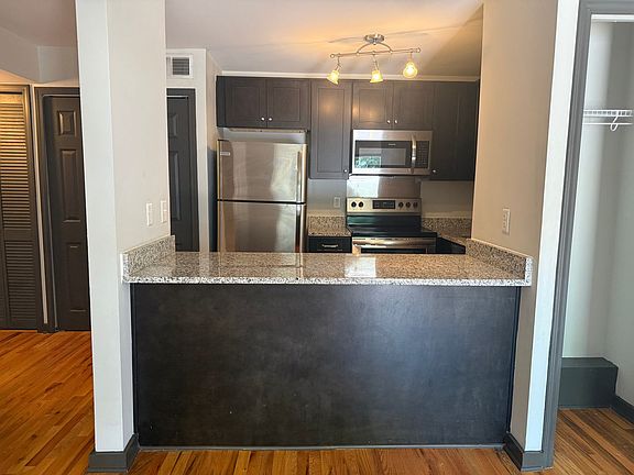 5th image of 517 Veritas St APT 16
