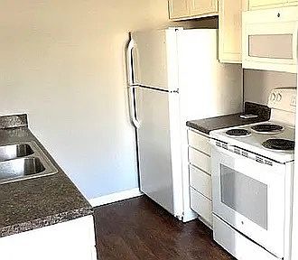 4th image of 1306 Chinook Trl APT 1