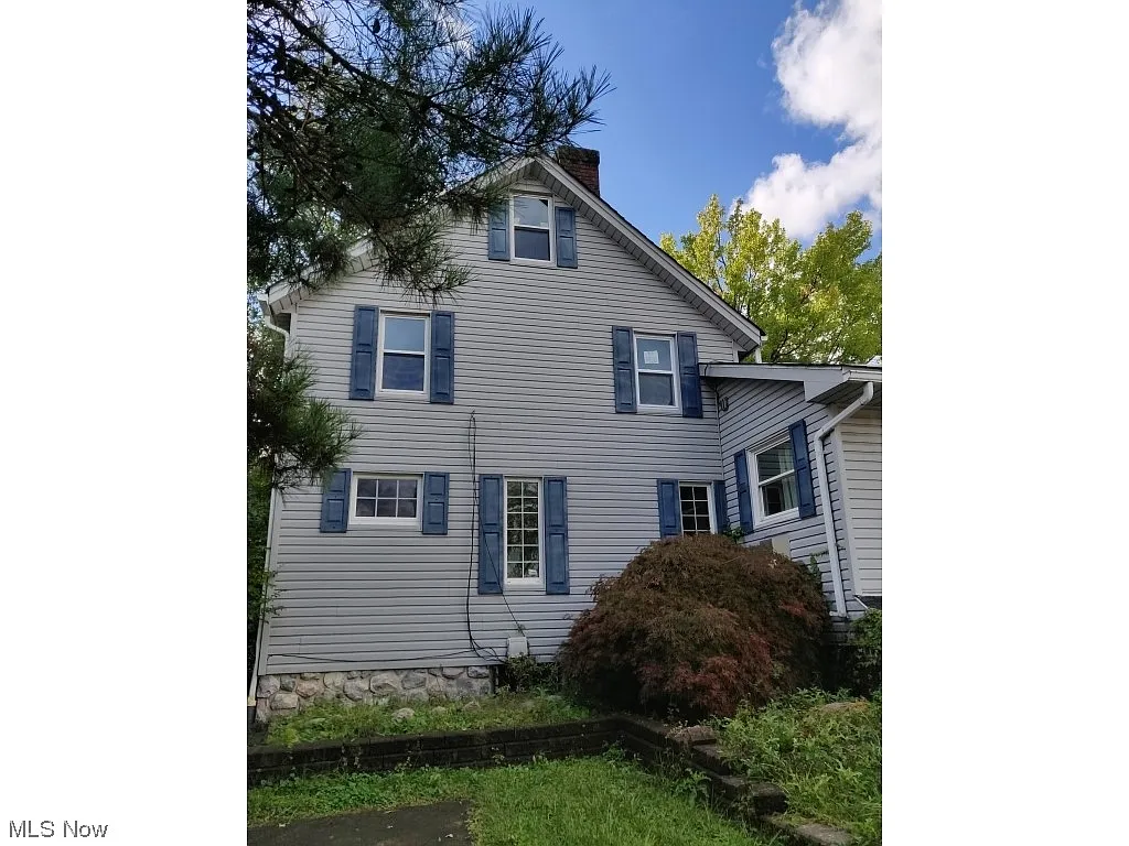 19712 Mountville Dr photo 1
