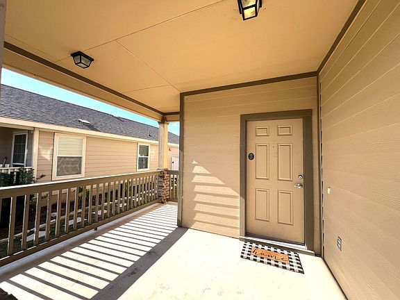 4th image of 18320 Cumberland Gap St