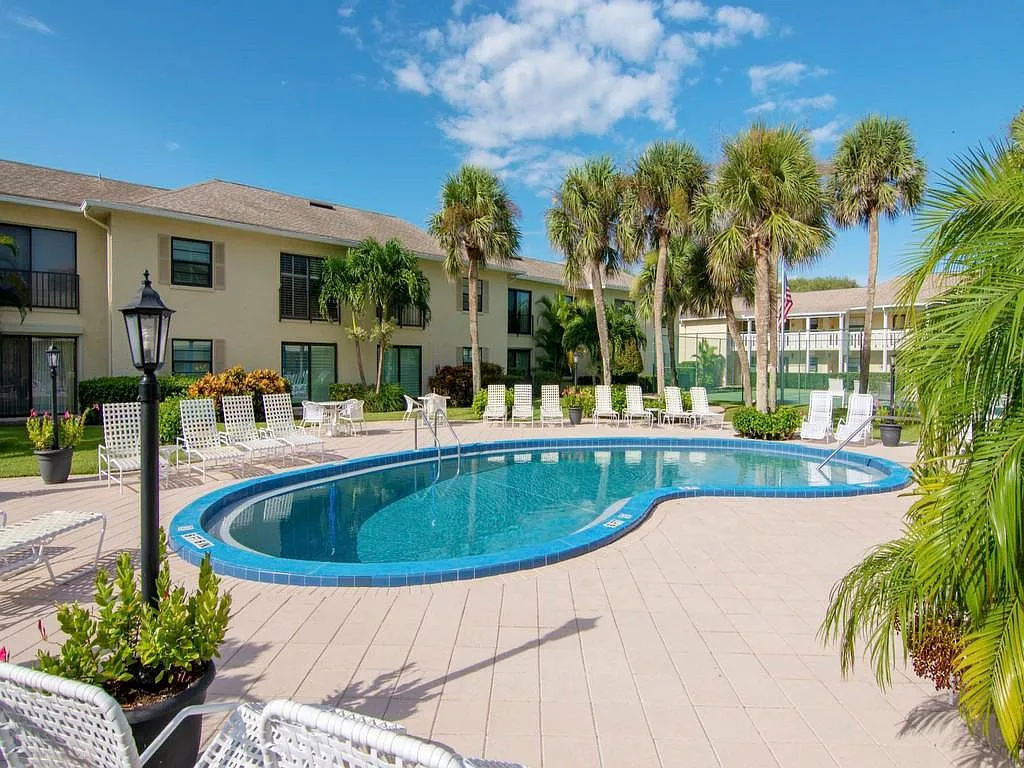 2 bed, 1170 sqft, $5,000 — Photo 3