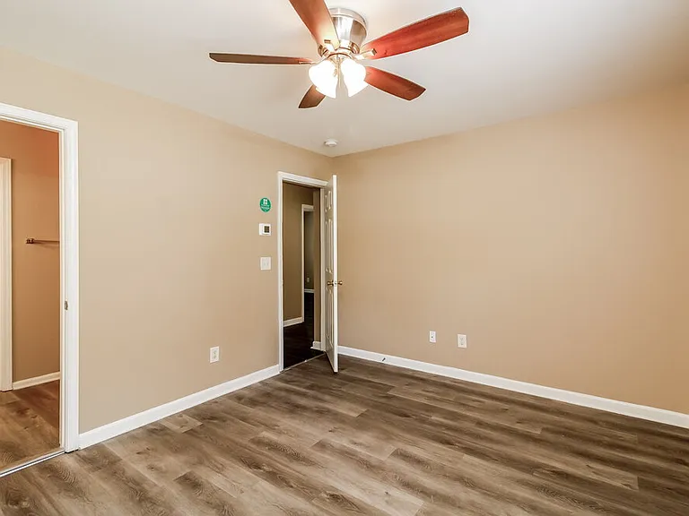 4014 Mountainridge Dr — Photo 10