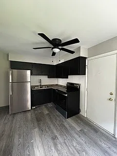 6368 Ambleside Dr #D — Photo 3