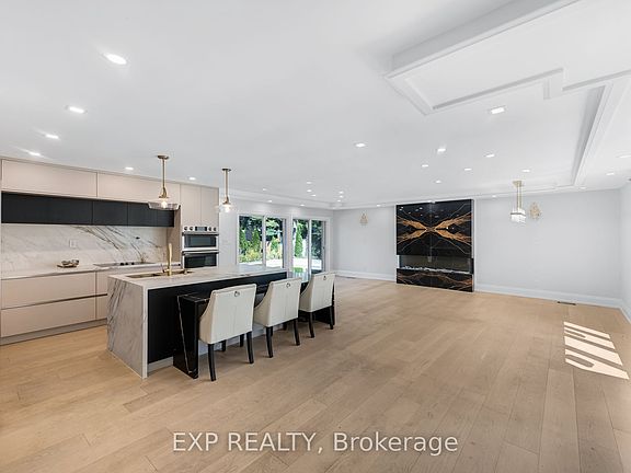 5th image of 388 Bouchier St