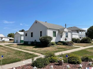 103 S Vine St, Silver Creek, NE 68663