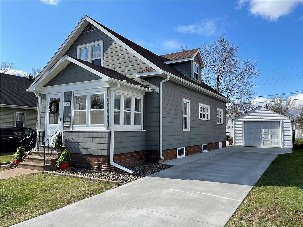 522 West Cedar Street Chippewa Falls WI 54729 Zillow