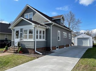 522 W Cedar St, Chippewa Falls, WI 54729