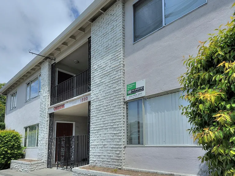 1800 California St — Photo 1