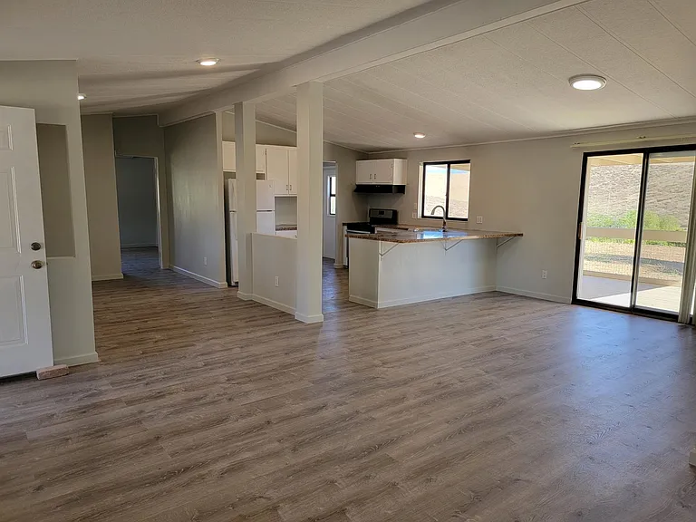 32185 Vista Del Monte Rd — Photo 3