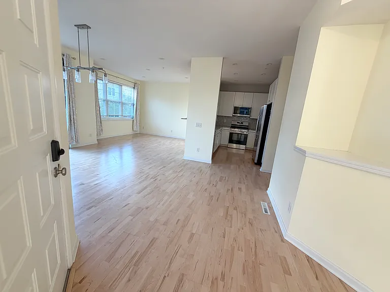 8108 Norwood Ln N — Photo 15