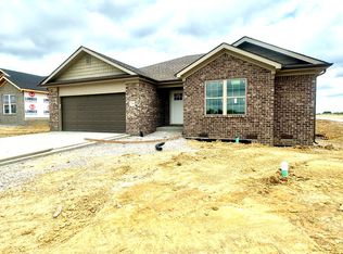 204 Brook Cv, Berea, KY