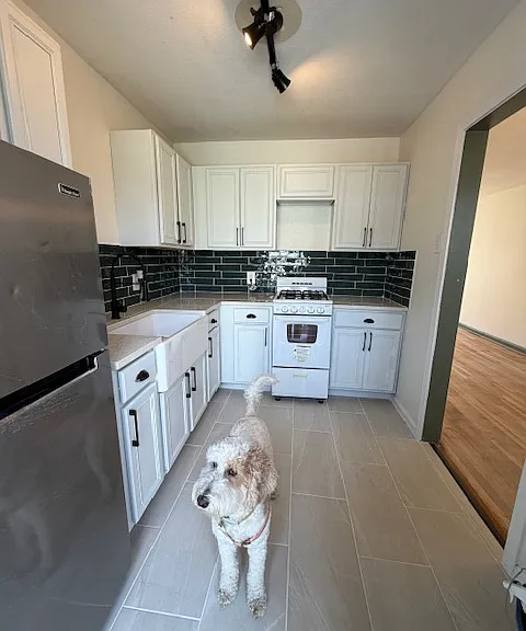 323 Natalen Ave — Photo 21