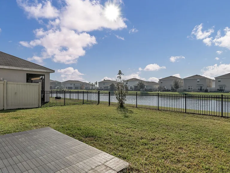 3097 Suncoast Plains Dr — Photo 41