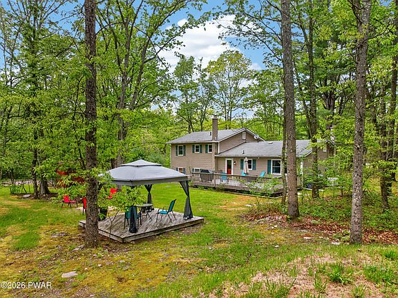 5th image of 102 Wynding Way