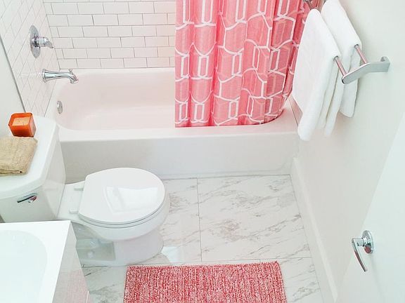 5th image of 632 N Occidental Blvd APT 3
