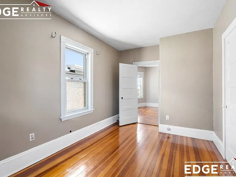 71-73 Neponset Ave #3 — Photo 10