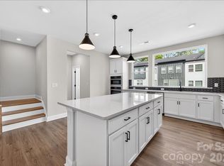 7929 Cedarsmith Ct, Charlotte, NC 28217