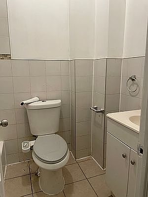 5th image of 11-18 123rd St #2