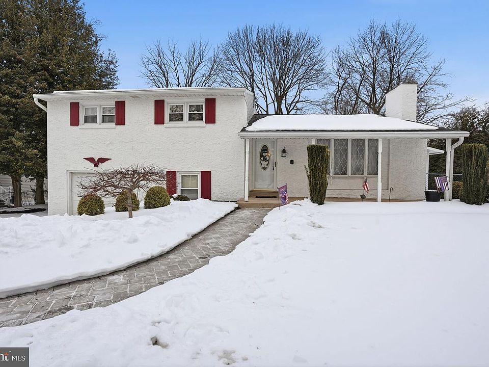 1st image of 33 Henry Ave