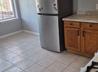 1515 S Millard Ave APT 3R, Chicago, IL 60623